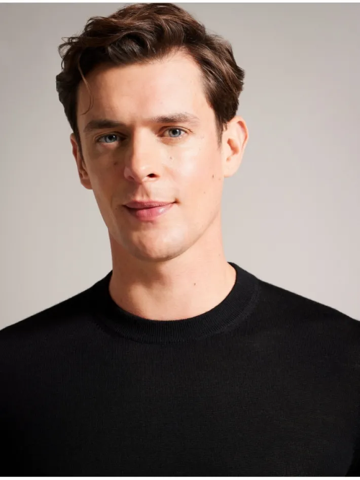carnby_pure_wool_crew_nec_1.webp Carnby Pure Wool Crew Neck Sweater<Ted Baker Best