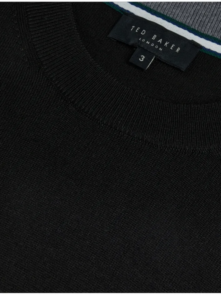 carnby_pure_wool_crew_nec_5.webp Carnby Pure Wool Crew Neck Sweater<Ted Baker Best
