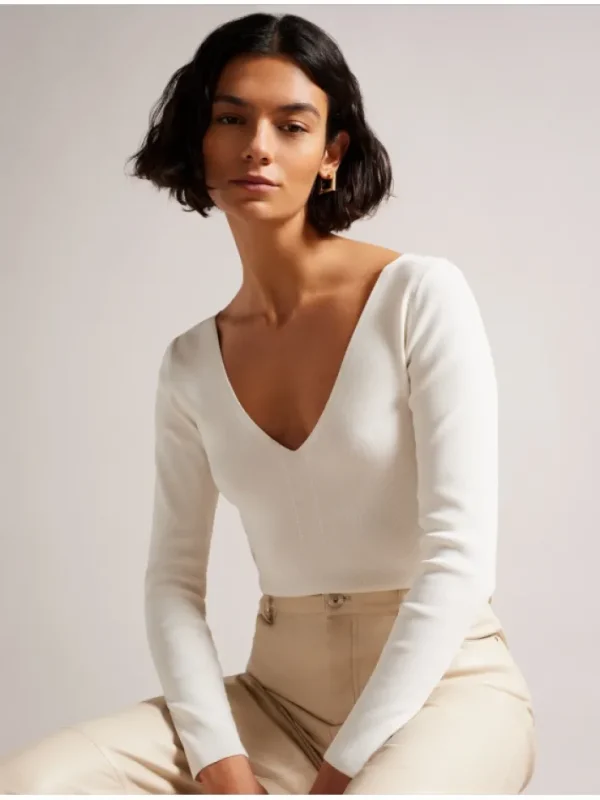 Cileste Fitted V-Neck Long Sleeve Knit Top<Ted Baker Online