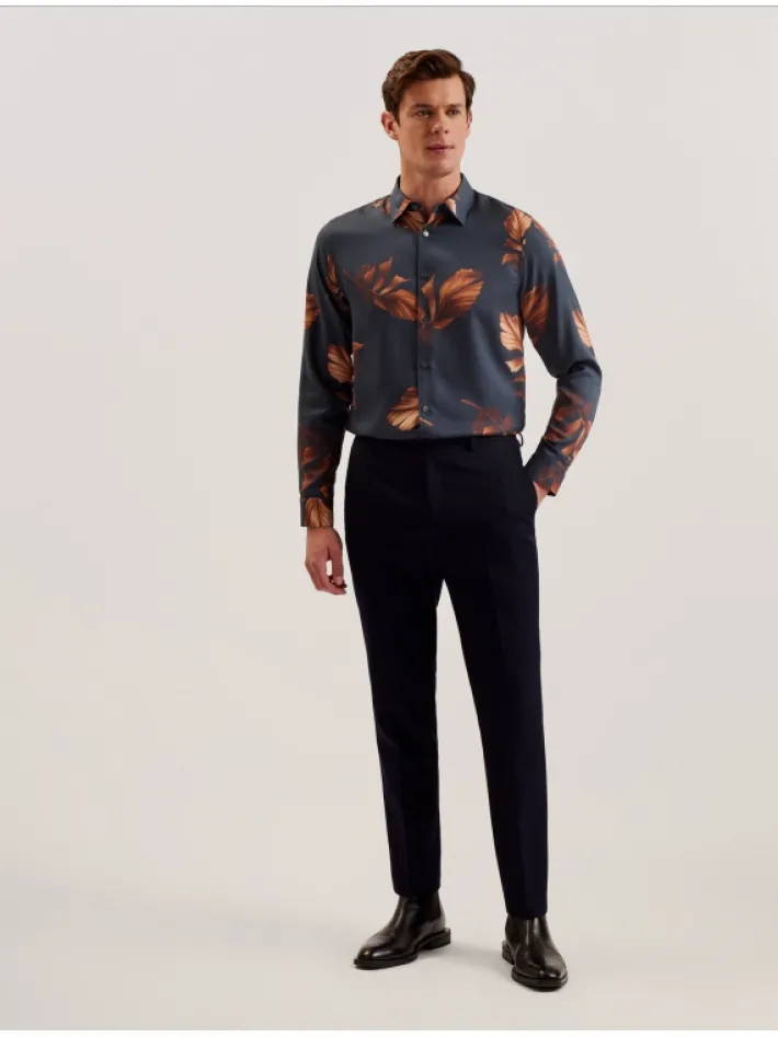 coltons_leaf_print_long_s_3.webp Coltons Leaf Print Long Sleeve Lyocell Shirt<Ted Baker Best Sale