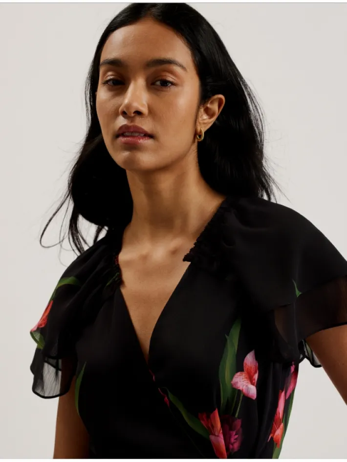 fasnia_floral_angel_sleev_3.webp Fasnia Floral Angel Sleeve Wrap Mini Dress<Ted Baker Fashion