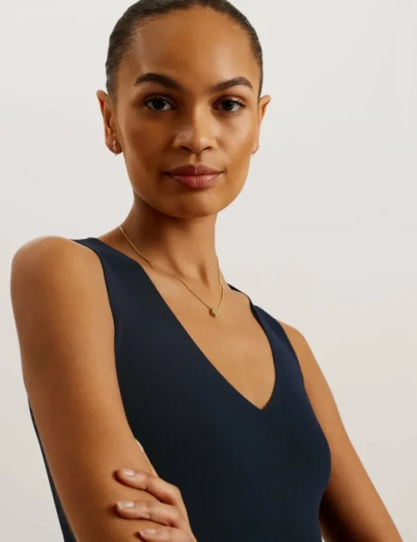 Josiiy V-Neck Slim Fit Sleeveless Knit Top<Ted Baker New