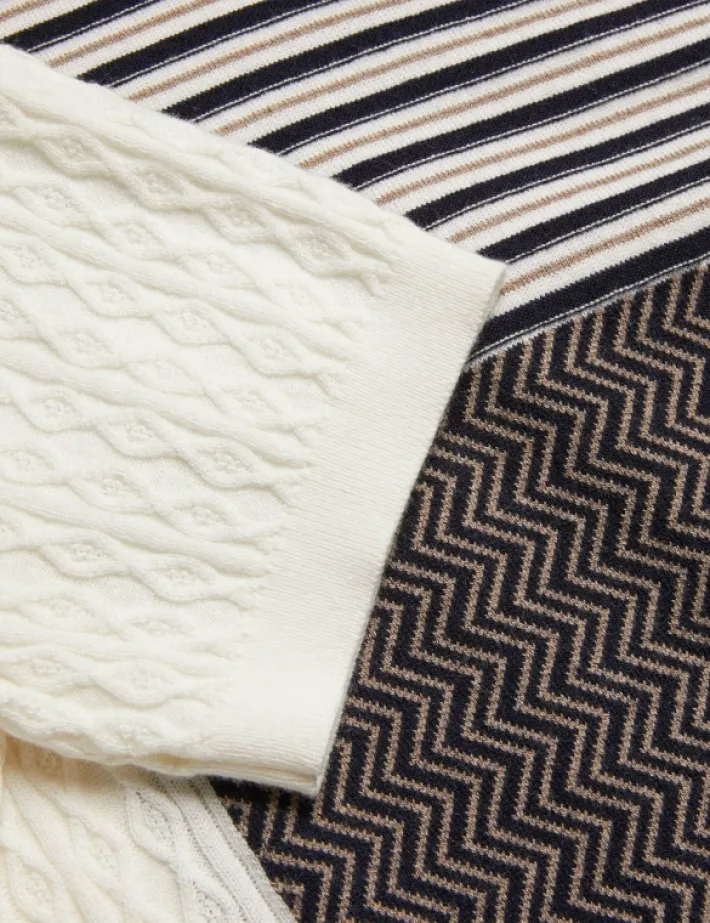 minsta_textured_patchwork_5.webp Minsta Textured Patchwork Knit Polo Shirt<Ted Baker Fashion