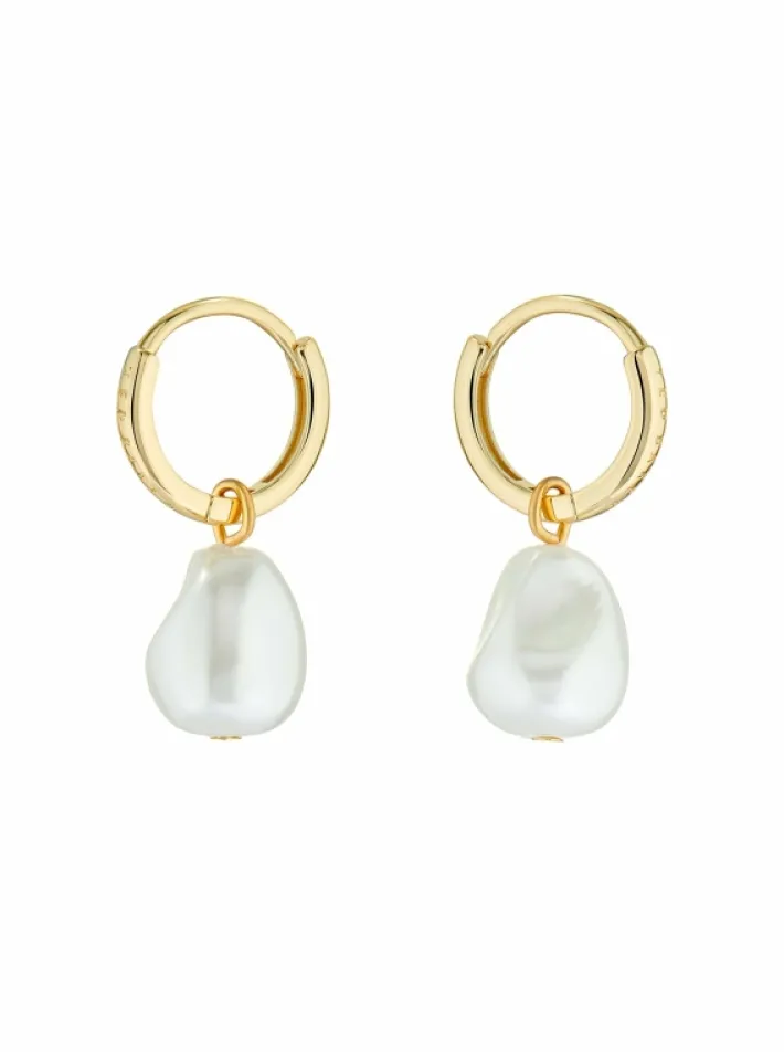 periaa_pearl_drop_pendant_2.webp Periaa Pearl Drop Pendant Huggie Earrings<Ted Baker Hot