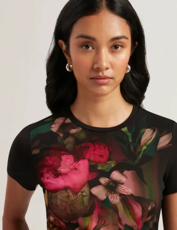 Sunnyy Blurred Floral Print Slim Fit T-Shirt<Ted Baker New